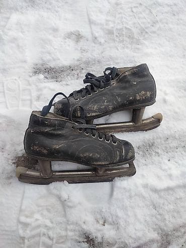 купить коньки: Коньки 33разм (белые полозья) Коньки 38разм( кожа черные) Цена за — 2