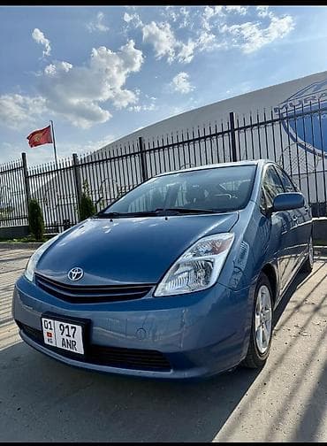 corolla 2004: Toyota Prius: 2005 г., 1.5 л, Гибрид, Хэтчбэк — 1