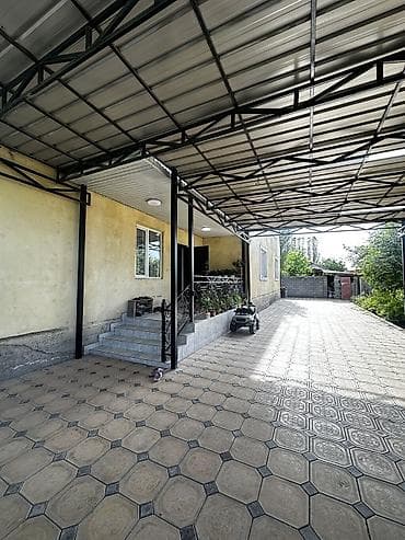 Продаётся просторный мансардный дом в Пригородном Локация: - Ул at lalafo.kg Продаётся просторный мансардный дом в Пригородном Локация: - Ул