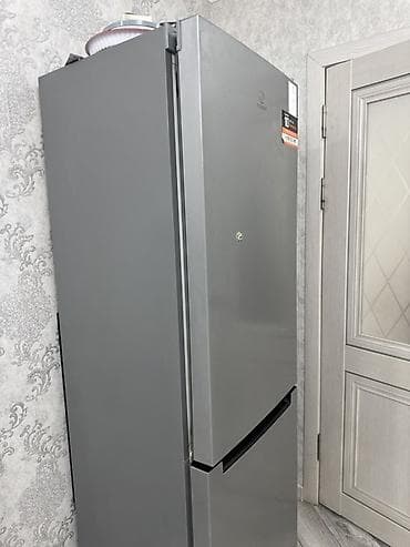 Холодильник Indesit, двухкамерный, серебристый цвет, нижняя — 5