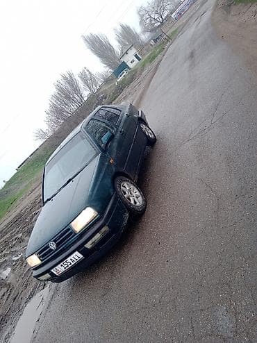 рама на скутер: Volkswagen Vento: 1995 г., Седан — 7