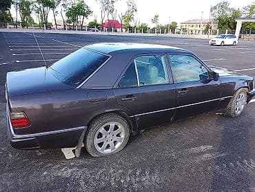 w210 капот: Mercedes-Benz W124: 1992 г., 3 л, Ручные, Бензин, Седан — 2