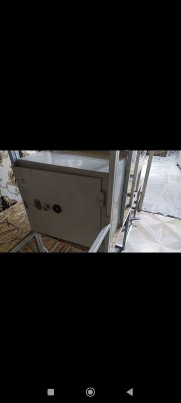 сколько стоит сейф для денег: Сейф для денег и документов, Б/у, Механический, Взломостойкий — 3