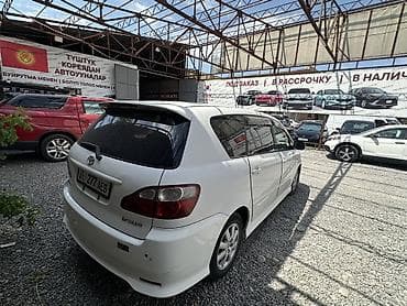 9: Toyota Ipsum: 2004 г., Бензин, Минивэн — 4