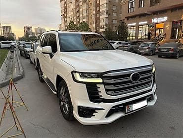 Toyota Land Cruiser: 2022 г., 3.5 л, Автомат, Бензин, Внедорожник — 5