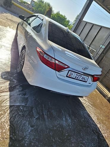 Toyota Camry: 2017 г., Автомат, Бензин, Седан — 2