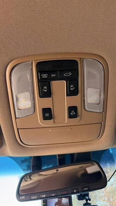 хайлендер 2024: Kia Carnival: 2018 г., 2.2 л, Автомат, Дизель, Минивэн — 8