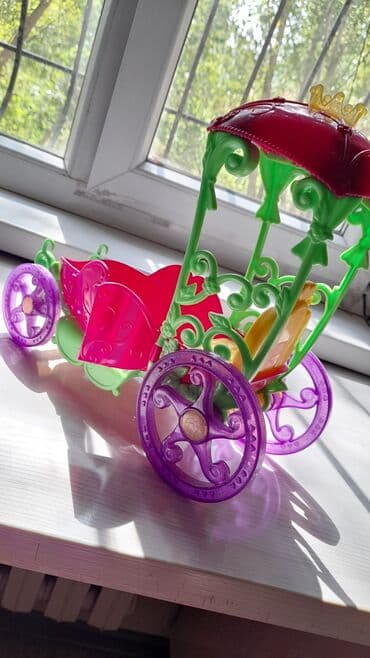 игрушечные кареты для кукол: Продаю карету для куклы барби, музыкальная с музыкой и подсветкой 👑 — 2