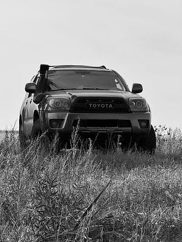 Toyota 4Runner: 2004 г., Газ