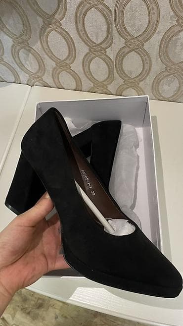 туфли женские классические: Туфли женские классические, черные - Форма носка: острый - Каблук — 5