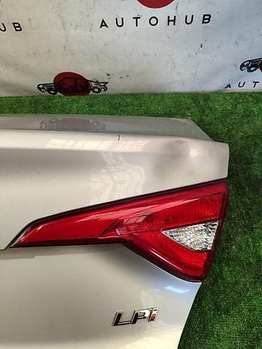 sonlink 200: Другой вид стоп-сигнала Hyundai 2015 г., Б/у, Оригинал, Корея — 1