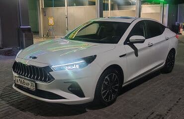 фит универсал: JAC : 2023 г., 1.5 л, Автомат, Бензин, Седан — 2