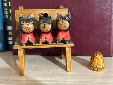 продажа статуэток: Статуэтки: (сувениры/ декор) 4. Зайчик с цветочком, гипс. Размер — 3