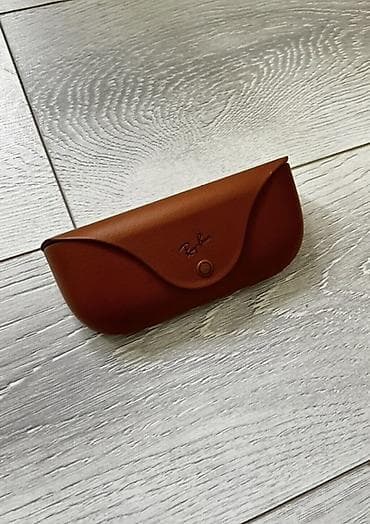 что можно купить за 200 сом: Ray Ban meta gen 2 wayfarer 
срочно 33,000 продаю работает все четко — 1