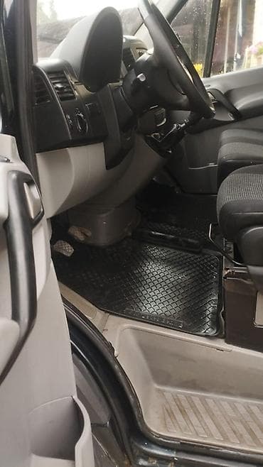 Унаа: Mercedes-Benz Спринтер: 2011 г., 2.2 л, Кол менен иштөөчү, Дизель, Van — 2