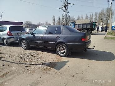 автомашина венто: Volkswagen Vento: 1992 г., 0.2 л, Вариатор, Бензин, Седан — 3
