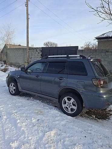 Mitsubishi Outlander: 2003 г., 2 л, Механика, Бензин, Кроссовер