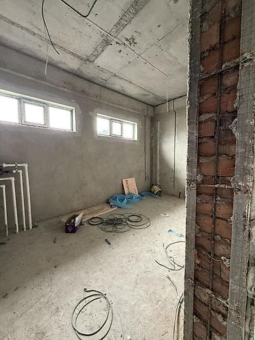 дом кожомкул: Дом в центре Токмакa под ПСО, район 9-этажек - Площадь основного — 9