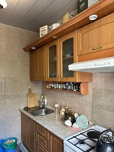 Квартиры: 3 комнаты, 72 м², 105 серия, 2 этаж — 4