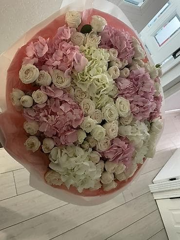 гүл койгуч: Авторские букеты из садовых роз, гвоздик и гортензии - Состав — 4