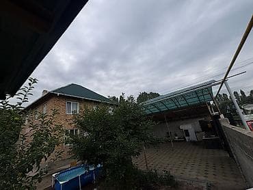 Дома: Продаётся кирпичный двухэтажный частный дом . Основные особенности — 1