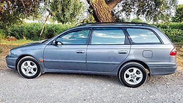 Унаа: Toyota Avensis: 2002 г., 1.8 л, Кол менен иштөөчү, Бензин, Универсал — 2