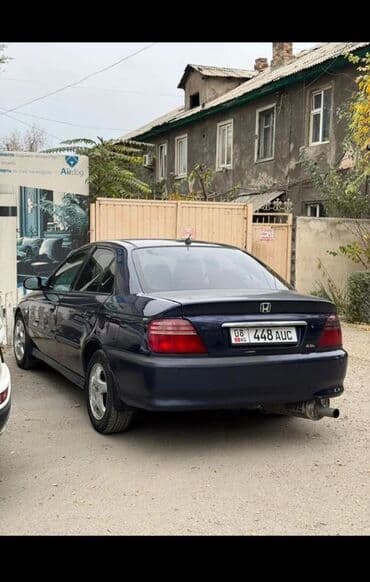 Суу транспорту: Honda Accord: 2001 г., 2 л, Автомат, Бензин, Седан — 2