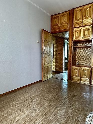 Продажа квартир: 3 комнаты, 74 м², 106 серия, 9 этаж, Старый ремонт — 6
