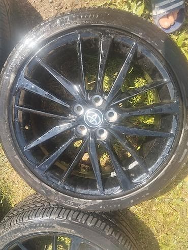 19: Шины 235 / 40 / R 19, Лето, Б/у, Комплект, Легковые, США, Bridgestone — 3