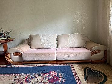 одежды для малышей: Комплект мягкой мебели, Б/у, Самовывоз, цвет - Бежевый — 1