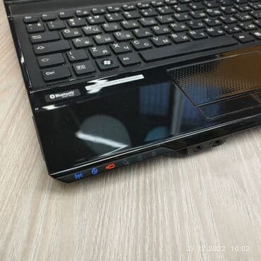 huawei matebook бишкек: Ноутбук, Fujitsu, 4 ГБ ОЗУ, Intel Core i3, 15.6 ", Для несложных задач, память HDD — 4