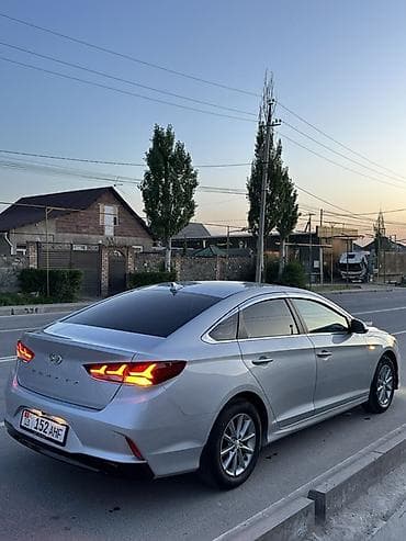 Hyundai Sonata: 2019 г., 2 л, Автомат, Бензин, Седан — 3