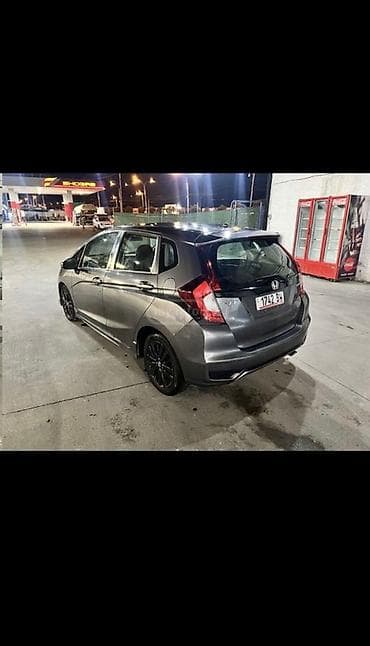 продаю хонда фит ош: Honda Fit: 2018 г., 1.5 л, Автомат, Бензин, Хэтчбэк — 2