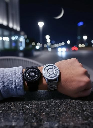 Часы SABR — стильный унисекс с оригинальным дизайном циферблата. -