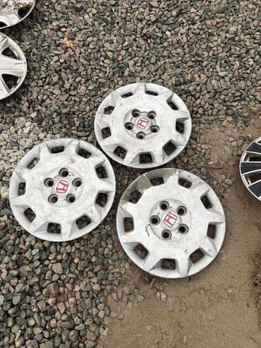 калпак на диску: Колпаки R 15, Б/у — 1