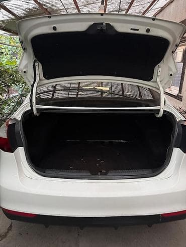 Kia K3: 2019 г., 1.6 л, Автомат, Бензин, Седан — 5