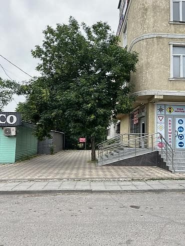 гараж продаю: Продается коммерческое помещение в отдельностоящем здании. Восток 5 — 2