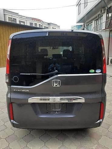 кыргызстан автомобили: Honda — 3