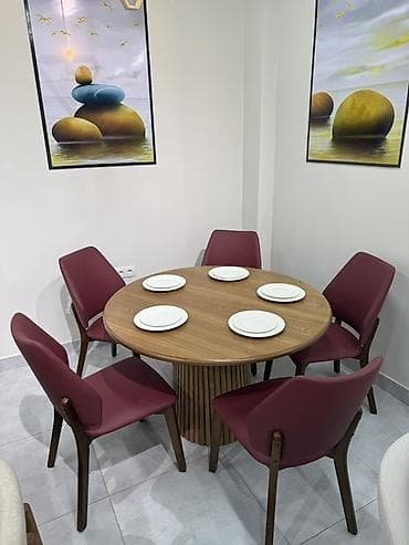 кызыл кия кыз: Ашкана үчүн отургуч, Жаңы, Жыгач, Бөлүп төлөө менен, түсү - Саргыч боз — 2