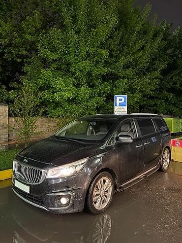 Kia Carnival: 2016 г., 2.2 л, Автомат, Дизель, Минивэн