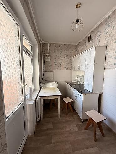 Недвижимость: 1 комната, 35 м², 104 серия, Тунгуч мкр 104 серия, 1 этаж, Старый ремонт — 7