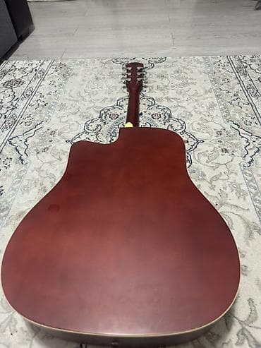 Аккордеоны: Акустическая гитара Chord (дредноут с вырезом). Характеристики и — 3