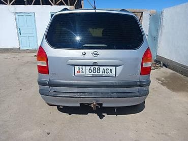 toyota mark 1: Opel Zafira: 2000 г., Минивэн — 1