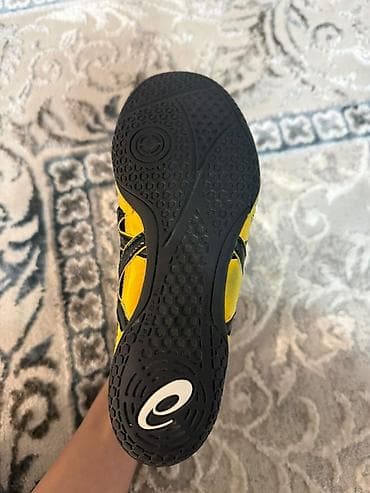 футболка юникло мужская: Мужские кроссовки, 42, Asics, Б/у, цвет - Черный — 5