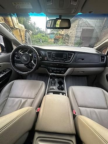 Унаа сатуу: Kia Carnival: 2017 г., 2.2 л, Типтроник, Дизель, Вэн/Минивэн — 3
