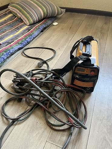 Сварочный аппарат, Ручная дуговая сварка