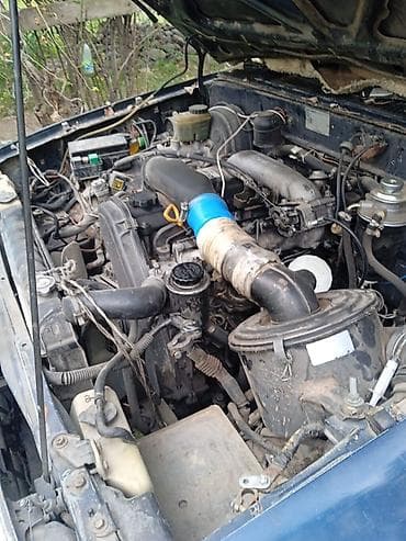 Унаа сатуу: Toyota Hilux Surf: 1993 г., 3 л, Кол менен иштөөчү, Дизель, Жол тандабас — 5