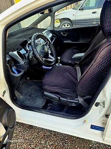 magi: Honda Jazz: 2010 г., 1.4 л, Робот, Бензин, Хэтчбэк — 6
