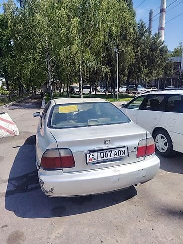 step 2: Honda Accord: 1996 г., 2 л, Автомат, Бензин, Седан — 4
