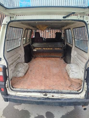 мицубиси джуниор: Mitsubishi L300: 1991 г., Бус — 7